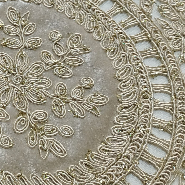 ست رومیزی سه تکه مدل قیطان دوزی طرح گلپر