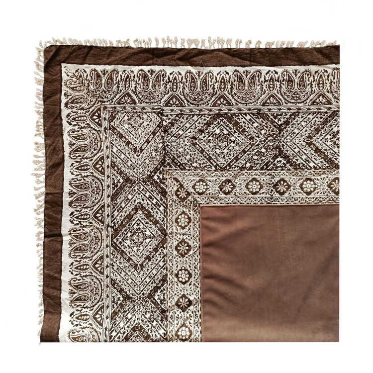 رومیزی مخمل مدل سنتی B100