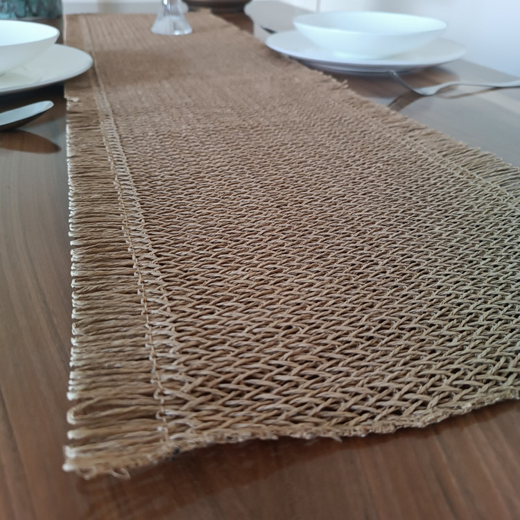 رومیزی مدل حصیری سایز 30*115 سانتی متر