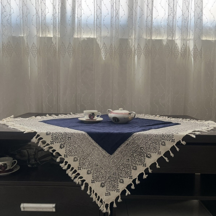 رومیزی مدل مخمل و قلمکار سایز 80x80 سانتیمتر