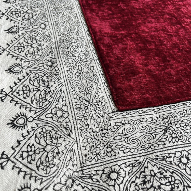 رومیزی مدل مخمل و قلمکار سایز 80x80 سانتیمتر