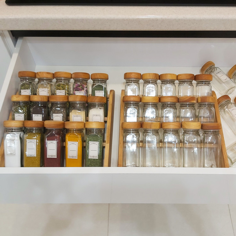 ست جای ادویه ۱۵ پارچه مدل MR-01 به همراه استند