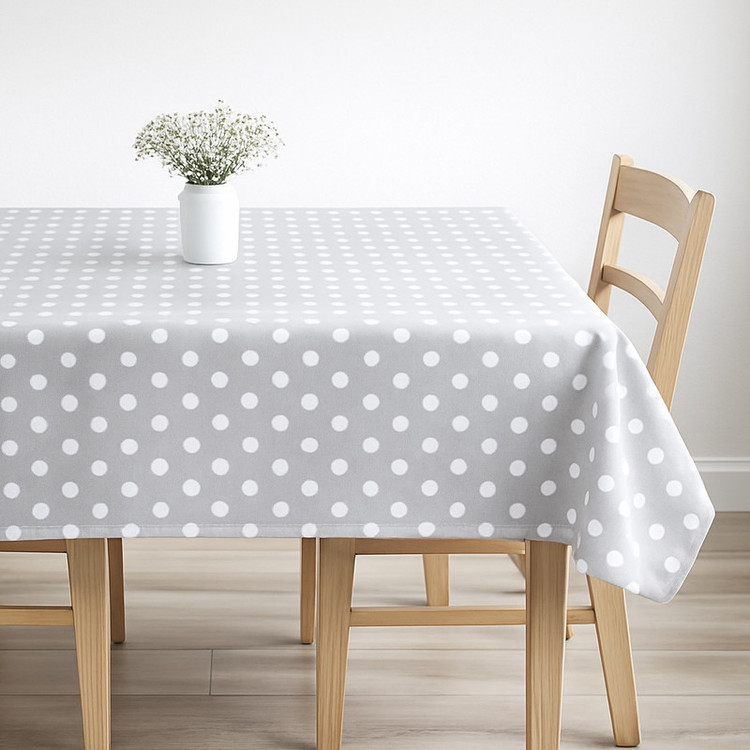 رومیزی مدل خال خال دایره کد 05 سایز 125x125 سانتیمتر