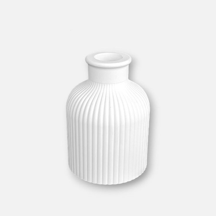 گلدان دکوری مدل مراکشی مدرن از پودر سنگ و رزین مقاوم در برابر ضربه و آب با ابعاد 7x7x10 سانتیمتر و وزن 200 گرم