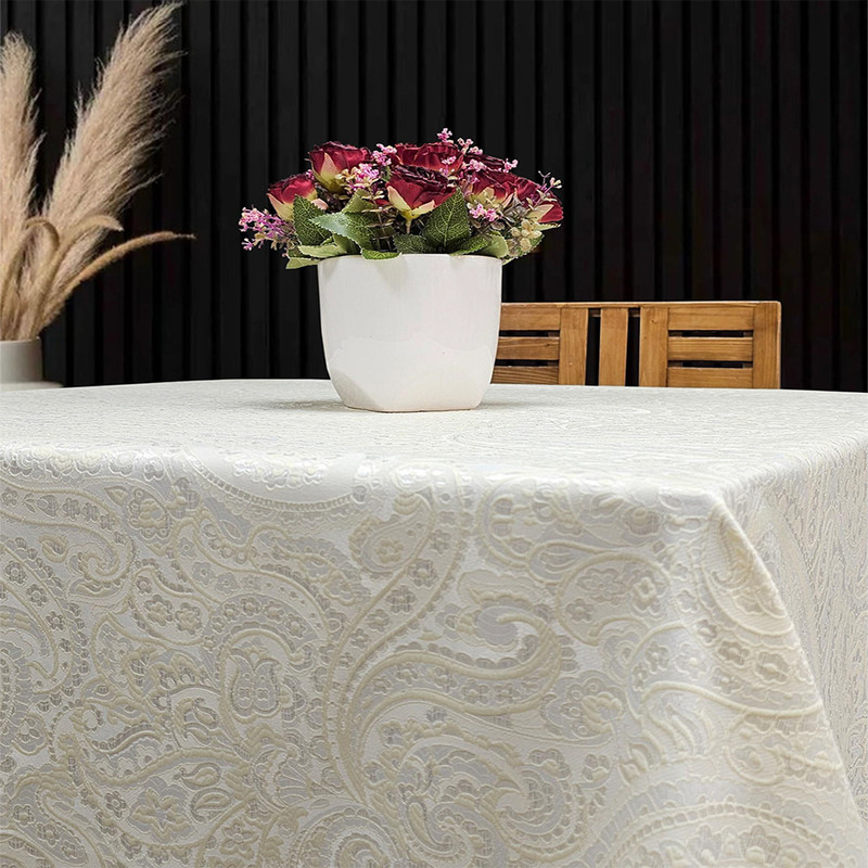 رومیزی رزین تاژ مدل بته جقه سایز 320x150 سانتی‌متر
