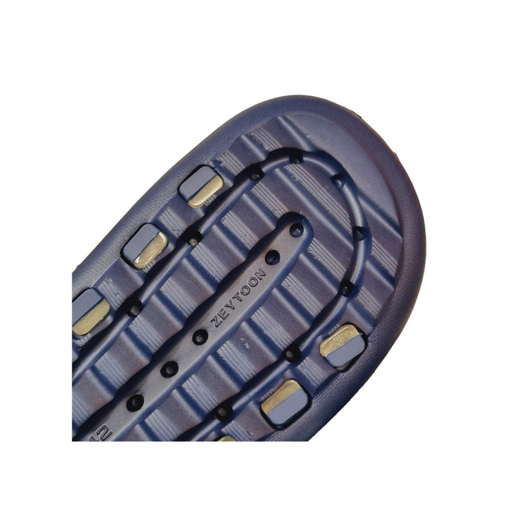 دمپایی مردانه زیتون مدل اسنو کلاه دار BL-007