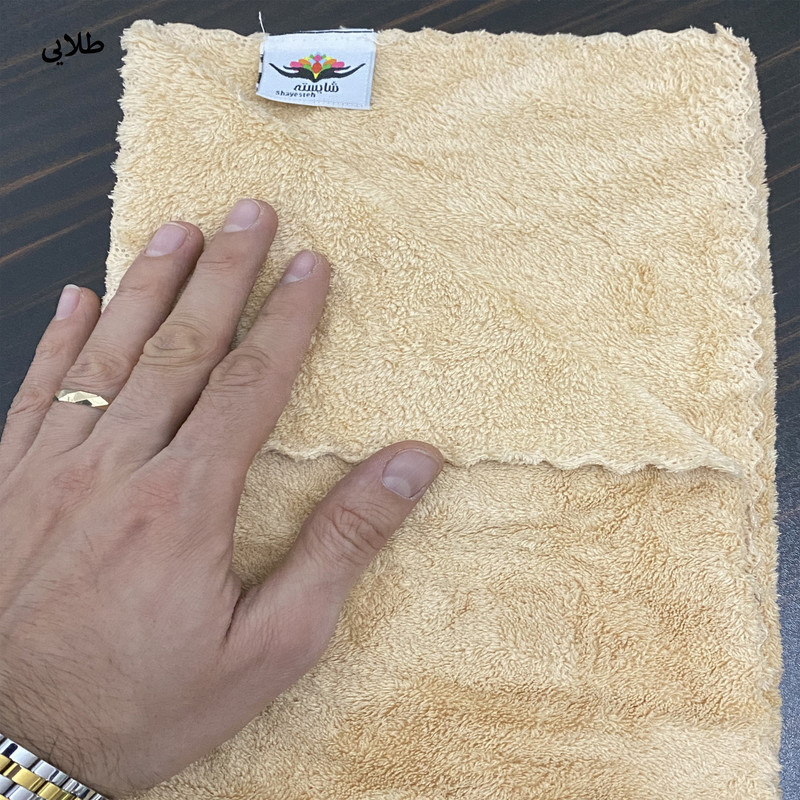حوله دستی شایسته مدل تارا سایز 75x35 سانتی متر