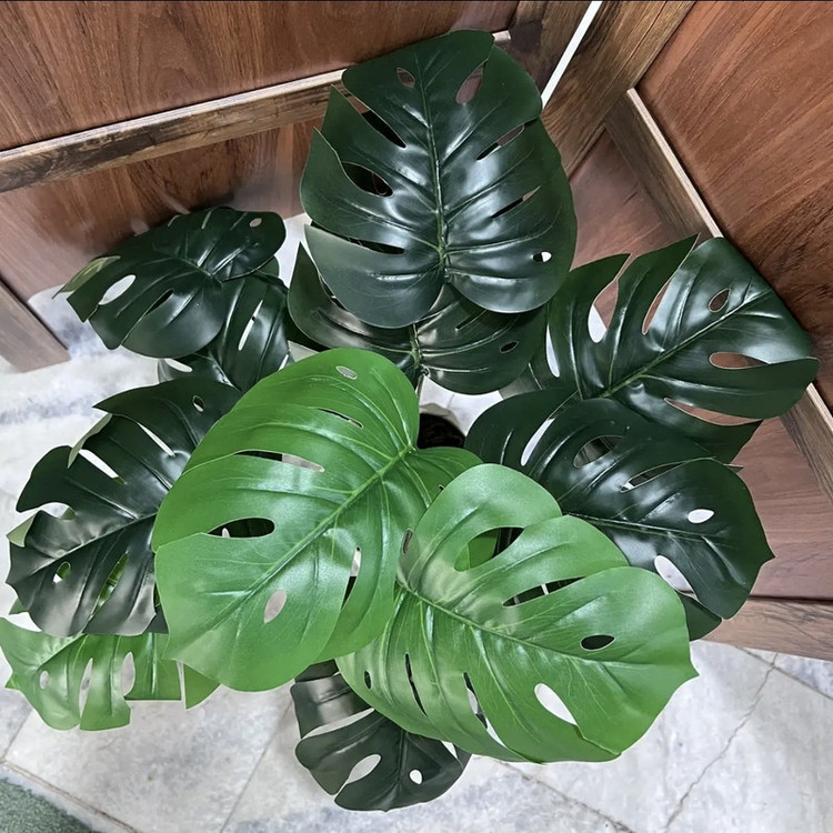 گل مصنوعی درختچه برگ انجیری لمسی 18 برگ ضدآب مناسب فضای باز پلاستیک ابعاد 50×50×70 سانتیمتر وزن 300 گرم نصب ایستاده و رومیزی